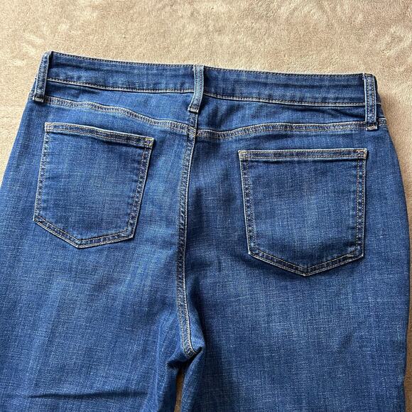 Chicos So Slimming Girlfriend Kick Flare Jeans Womens Size 12 Blue Denim Cropped - Picture 5 of 7